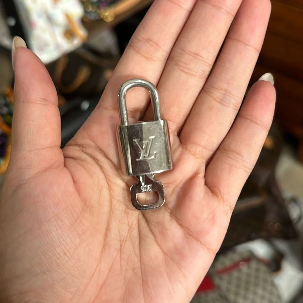 Lv Lovk And Key